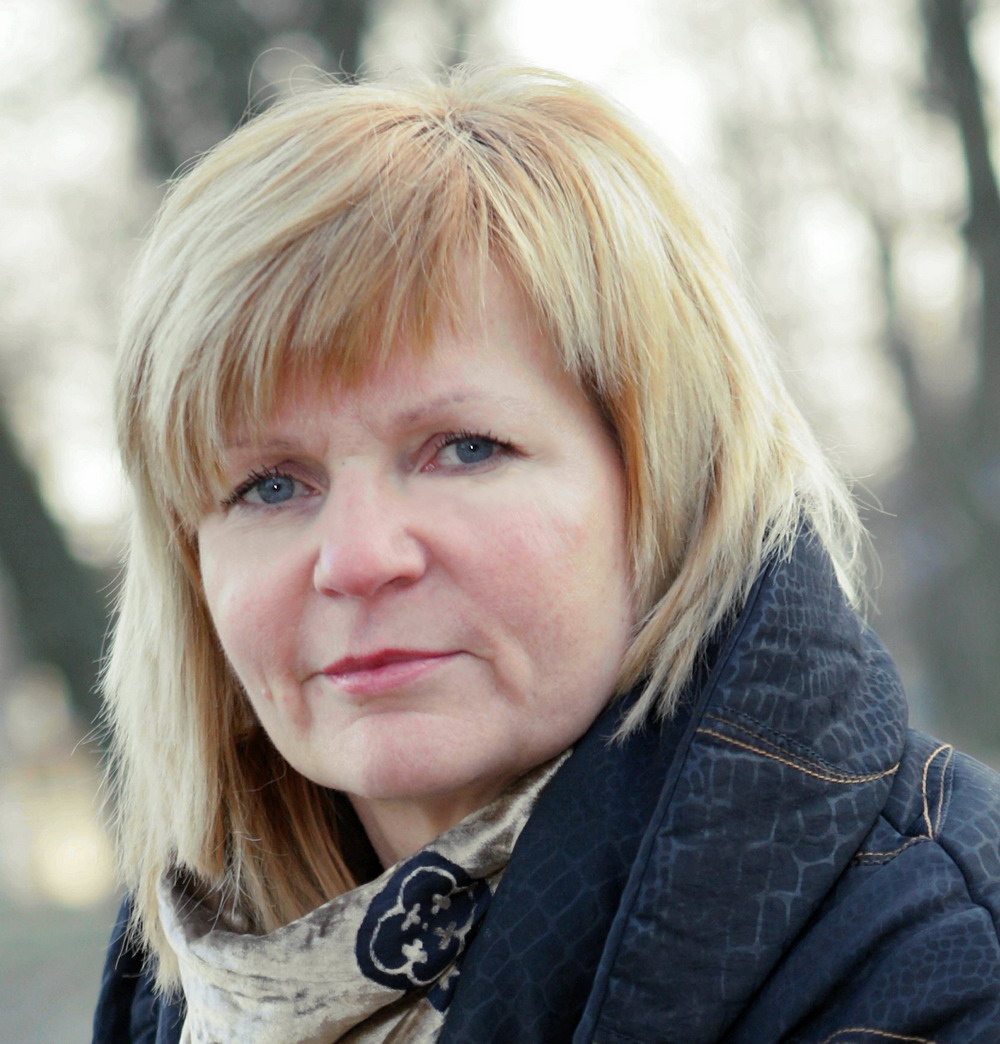 Helle Karro